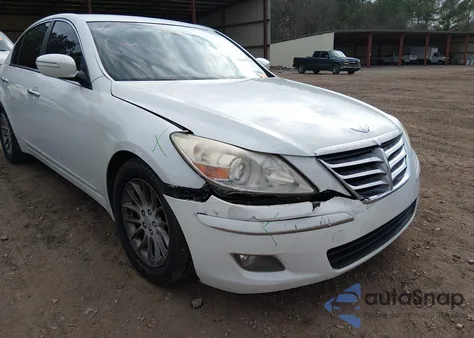 2011 Hyundai Genesis 3.8 z USA, uszkodzony, nr VIN KMHGC4DEXBU138753
